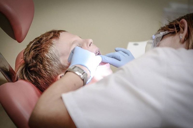 Assurance Volontaire Accident du Travail pour un orthodontiste libéral ?